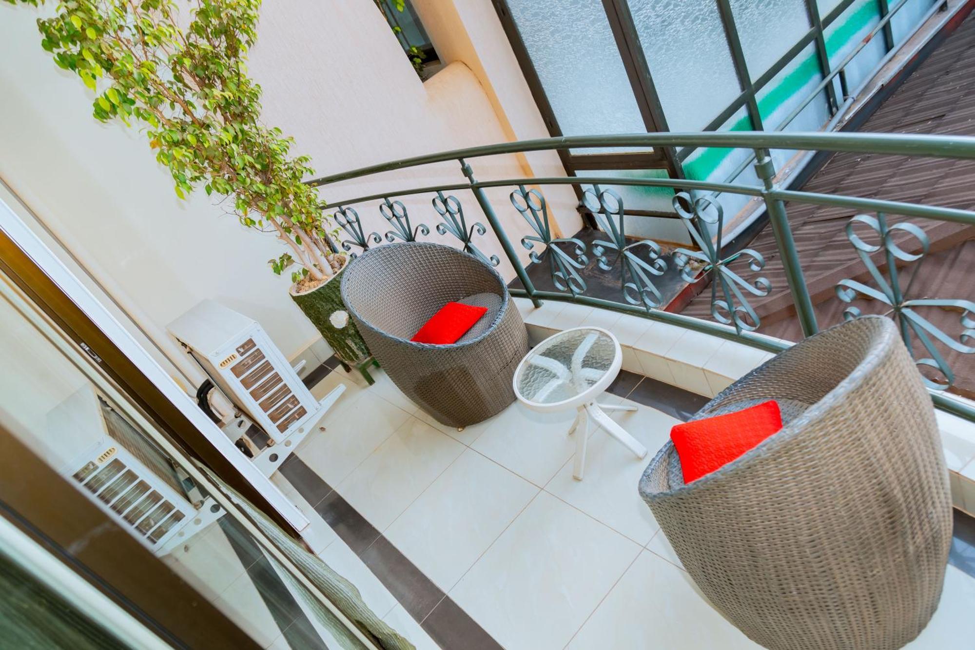 Five To Five Hotel Kigali Bagian luar foto