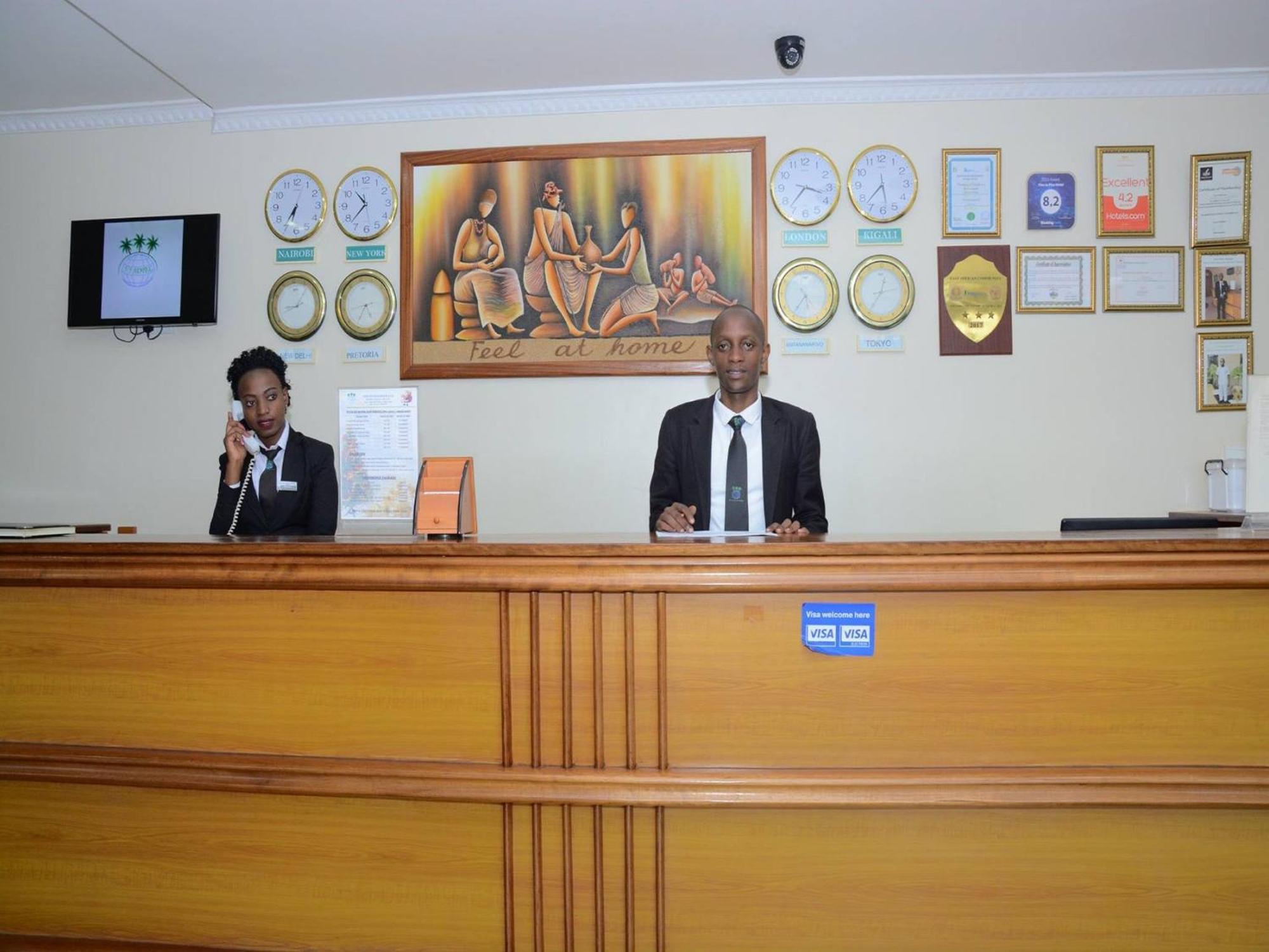 Five To Five Hotel Kigali Bagian luar foto