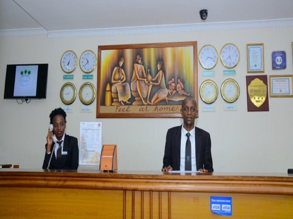 Five To Five Hotel Kigali Bagian luar foto