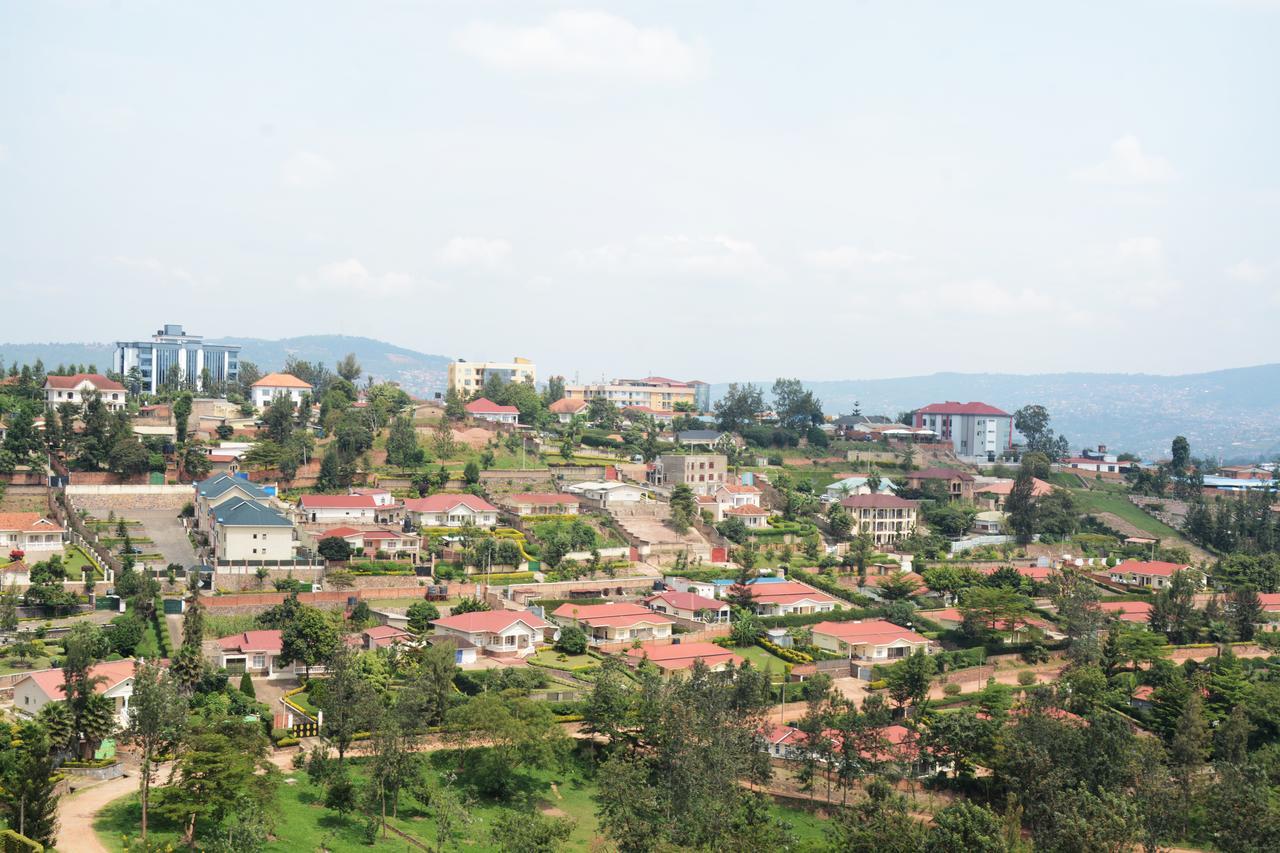 Five To Five Hotel Kigali Bagian luar foto