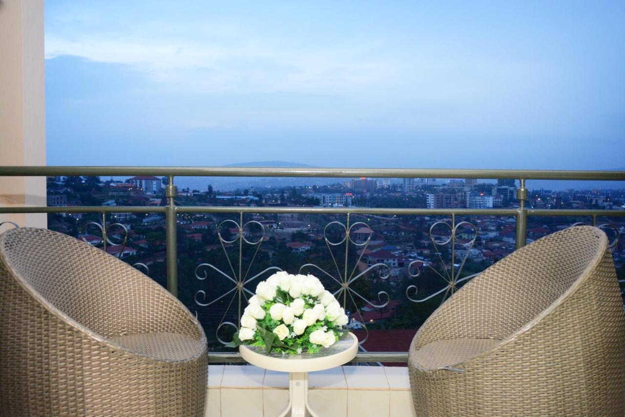 Five To Five Hotel Kigali Bagian luar foto